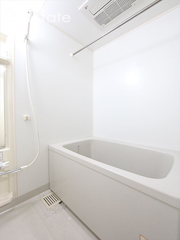 バス・シャワールーム　バスルーム