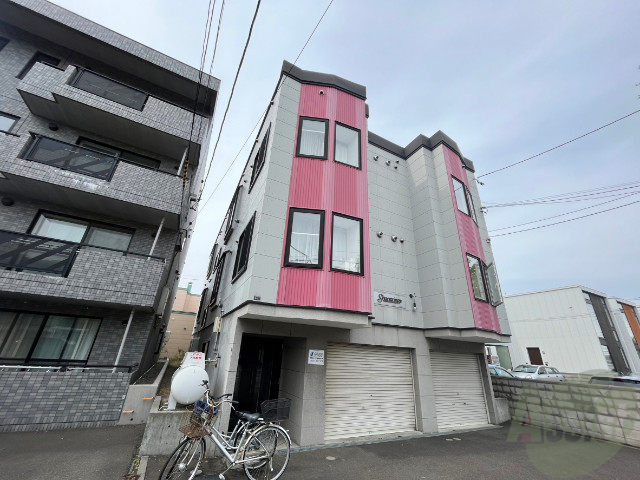 建物外観　札幌市東区北２９条東「シューストリングス」