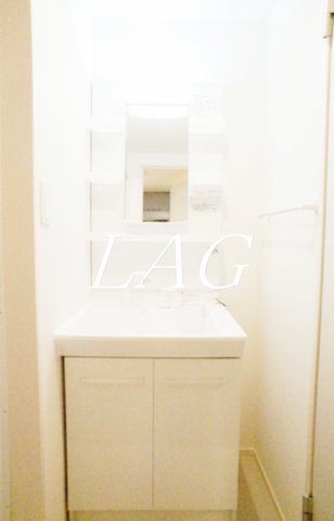 洗面設備　独立洗面台です。