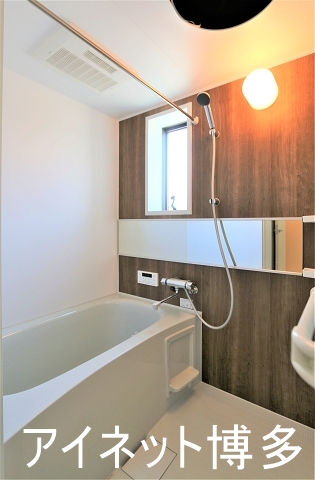 バス・シャワールーム　日々の疲れを癒せる浴室です
