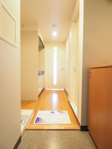 玄関　※同じタイプ別号室参考写真 　現状優先