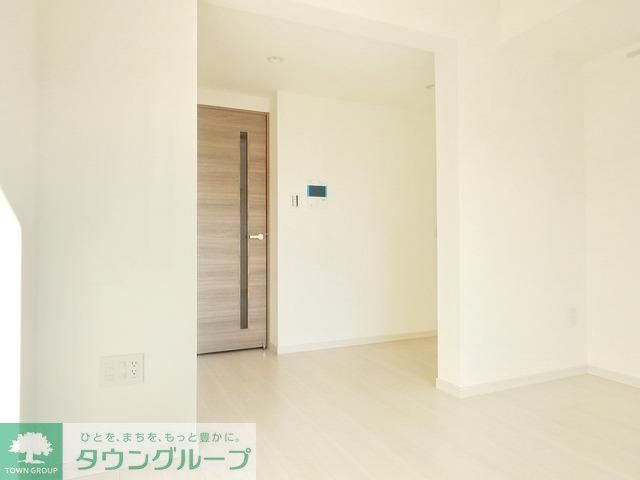 居室・リビング　★広々8.3帖居室★