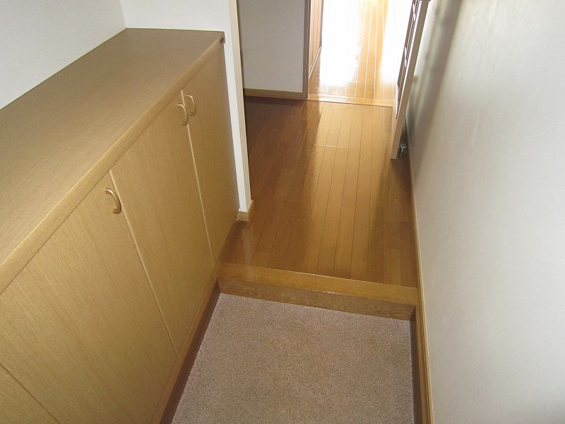 玄関　シューズボックス