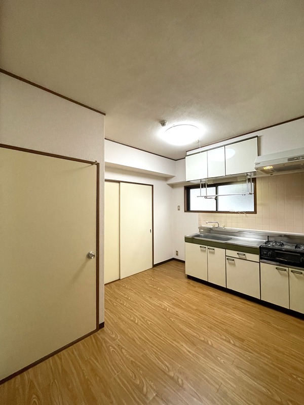 居室・リビング　※別部屋の参考写真です