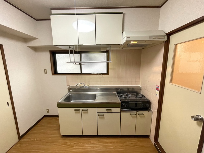 キッチン　※別部屋の参考写真です