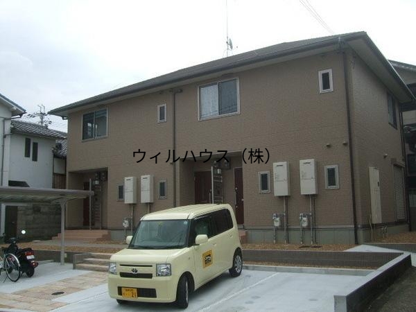 駐車場　敷地内駐車場！