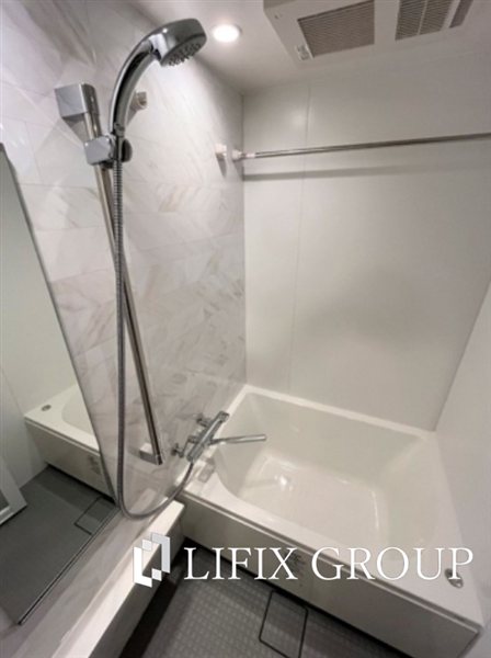 バス・シャワールーム　風呂