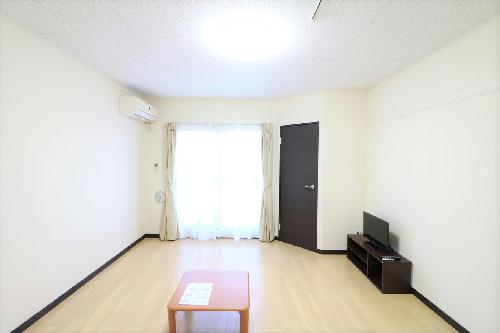 居室・リビング　設備・仕様は号室により異なる為、現況を優先致します。