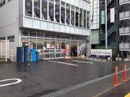 コンビニ　セブンイレブン 泉岳寺駅前店（コンビニ）まで279m