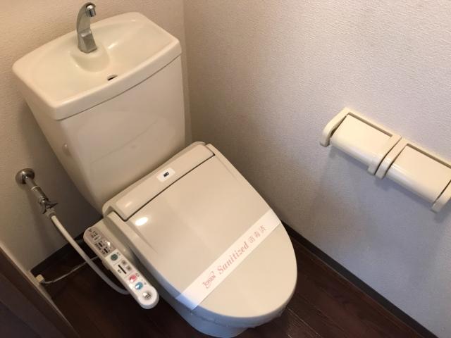 トイレ　シャワー付トイレ