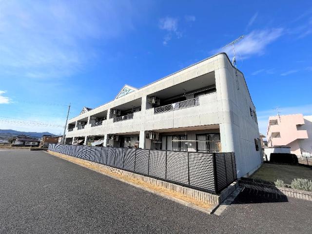 建物外観　外観写真（昼）