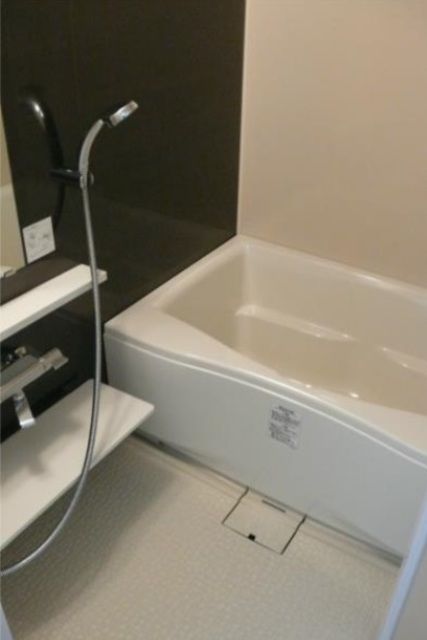 バス・シャワールーム　浴室