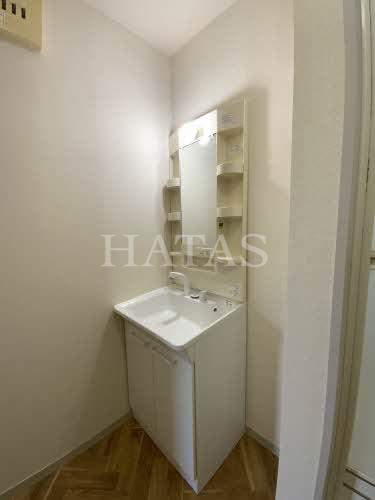 洗面設備　同物件別部屋です。