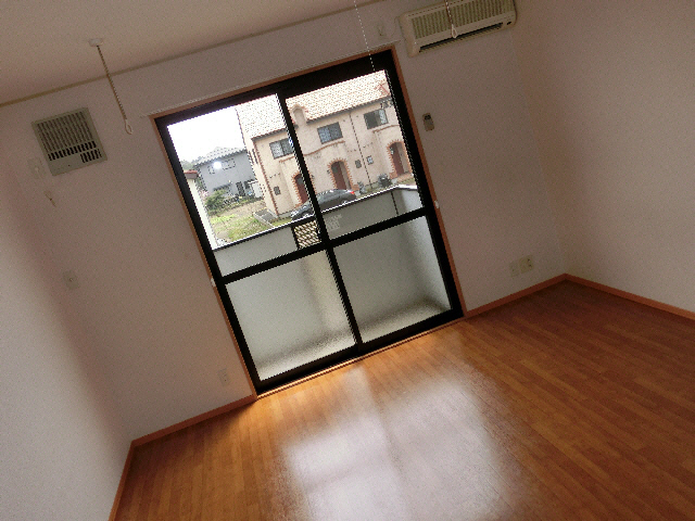 居室・リビング　写真は202号室