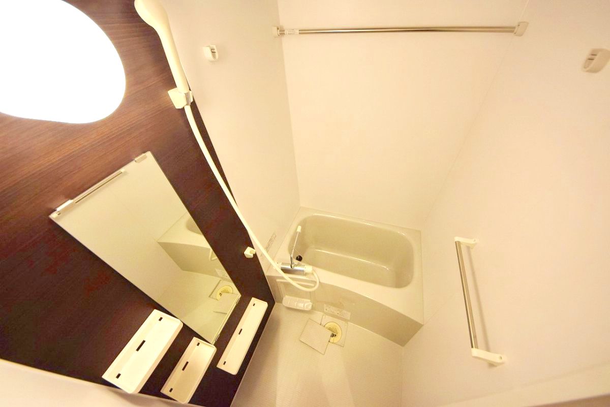 バス・シャワールーム　浴室