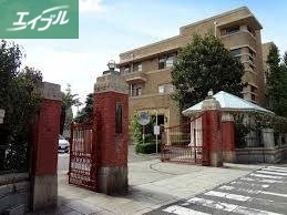 大学・短大　国立岡山大学医学部（大学・短大）まで658m