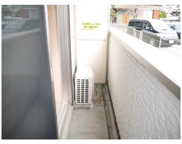 バルコニー　暖かな日差しのふりそそぐバルコニー♪