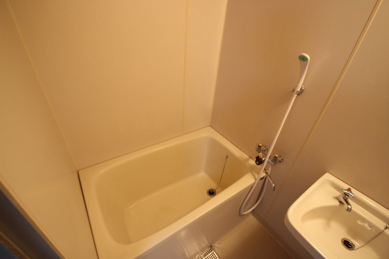 洗面設備　※別部屋の写真です