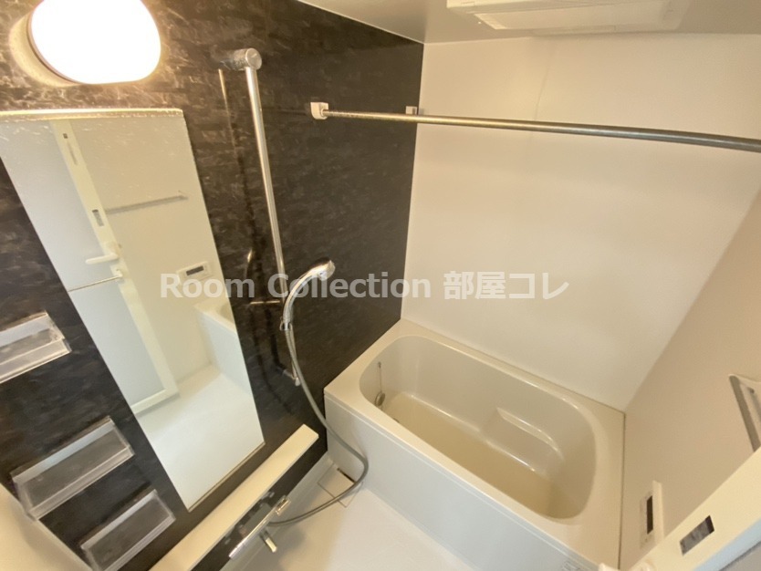 バス・シャワールーム　※同物件他部屋写真　反転・色違いの場合有　現状優先