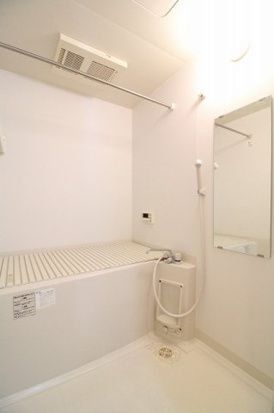 バス・シャワールーム　※代表タイプの写真のため実際と異なる場合がございます