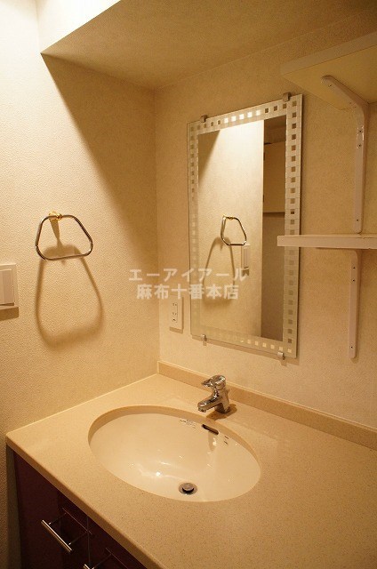 洗面設備　参考写真