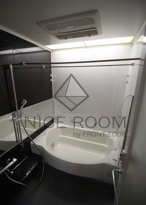 バス・シャワールーム　シャリエなんばファースト　風呂