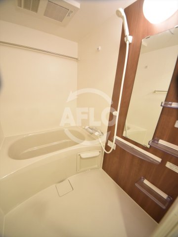 バス・シャワールーム　セレニテ桜川駅前プリエ　風呂