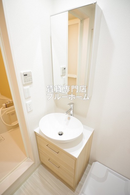 洗面設備　独立洗面台あります！