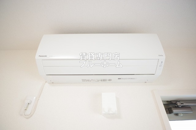 その他　嬉しいエアコン付き！