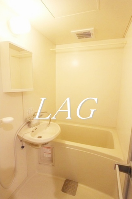 バス・シャワールーム　お風呂です。