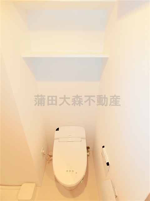 トイレ　トイレ　温水暖房便座付き