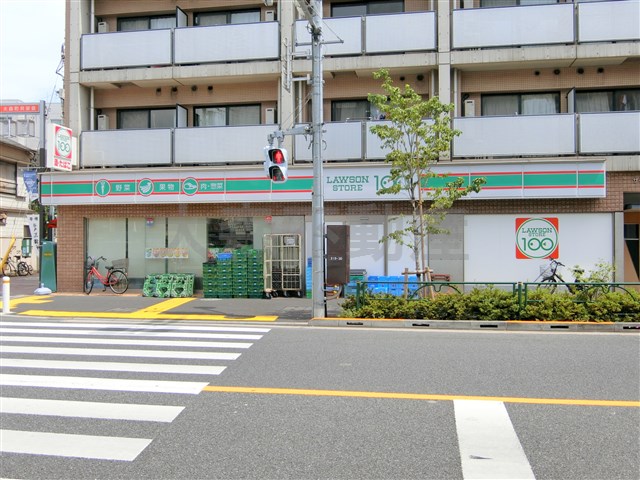 コンビニ　ローソンストア100 大森西店（コンビニ）まで64m