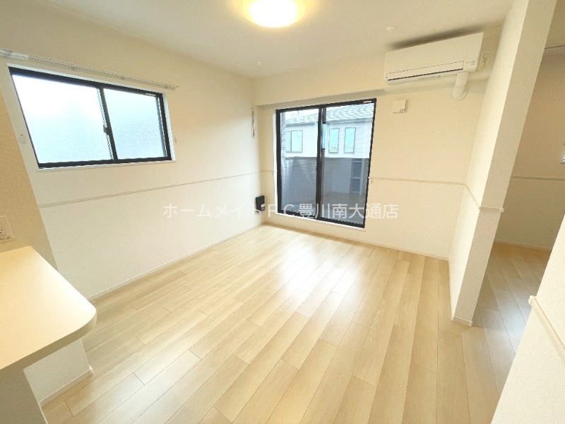 居室・リビング　同型完成モデル