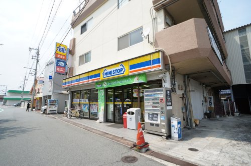 コンビニ　ミニストップ 真菅オカモト酒店（コンビニ）まで466m