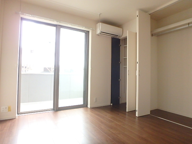 居室・リビング　洋室