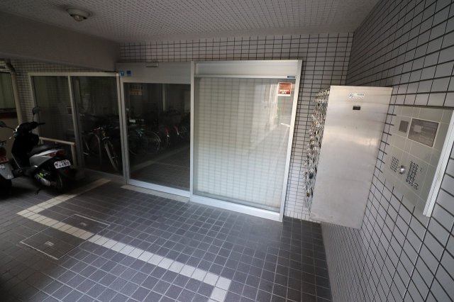 セキュリティ　オートロック完備