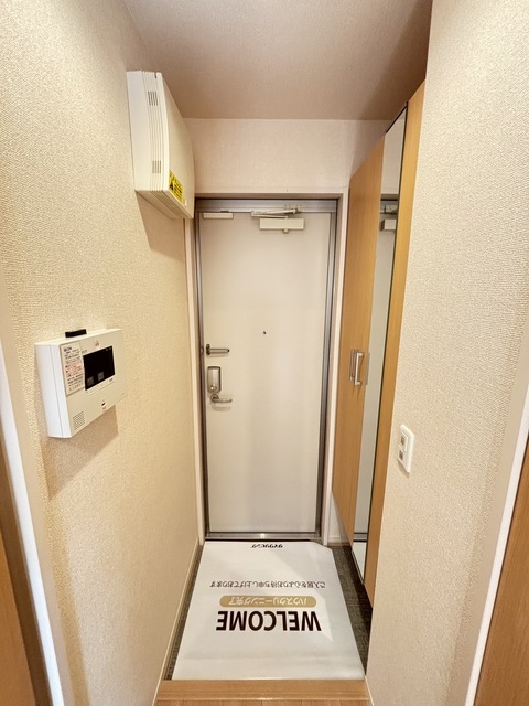 玄関　別部屋参考写真です