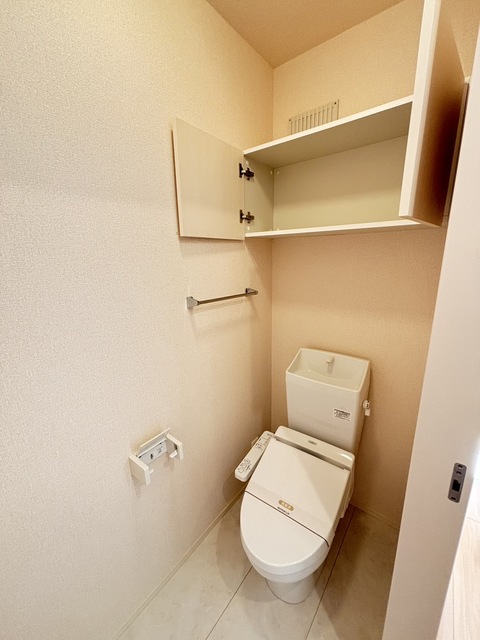 トイレ　別部屋参考写真です