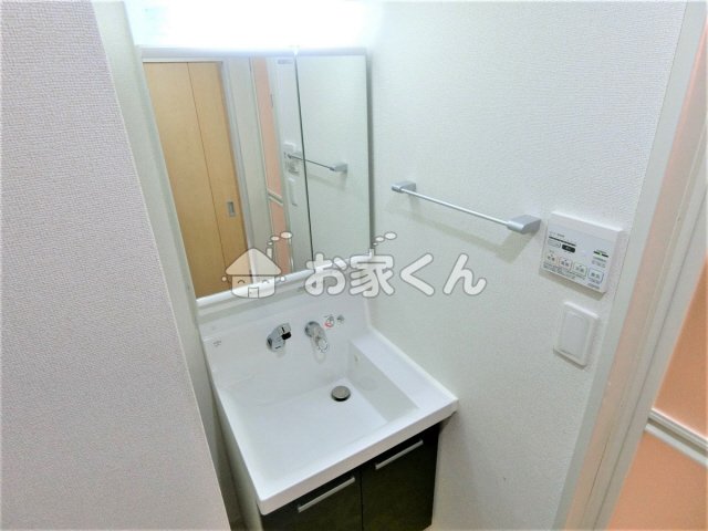 洗面設備　シャンプードレッサー