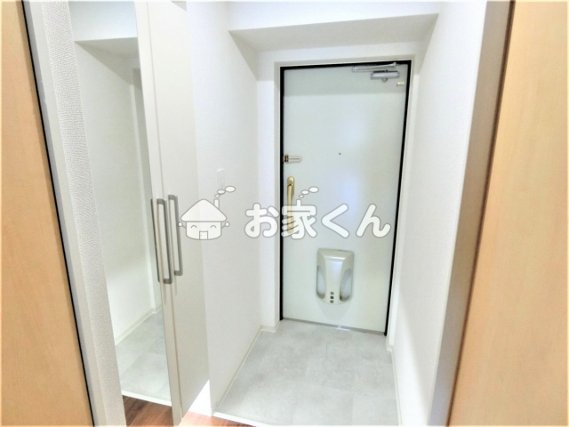 玄関　シューズボックス付き玄関