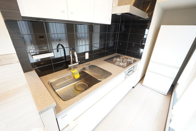 キッチン　冷蔵庫付