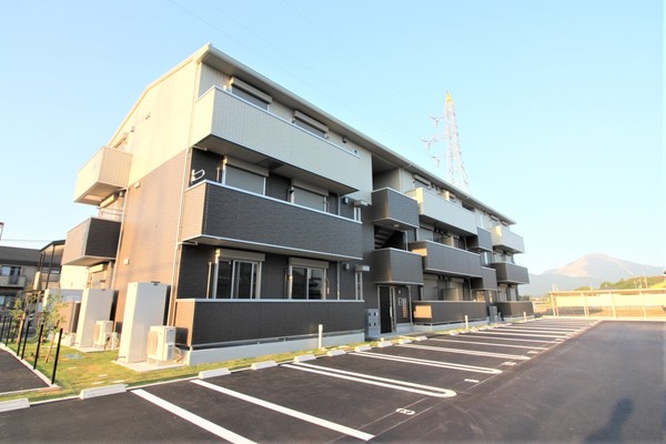 建物外観　オートロック付き！