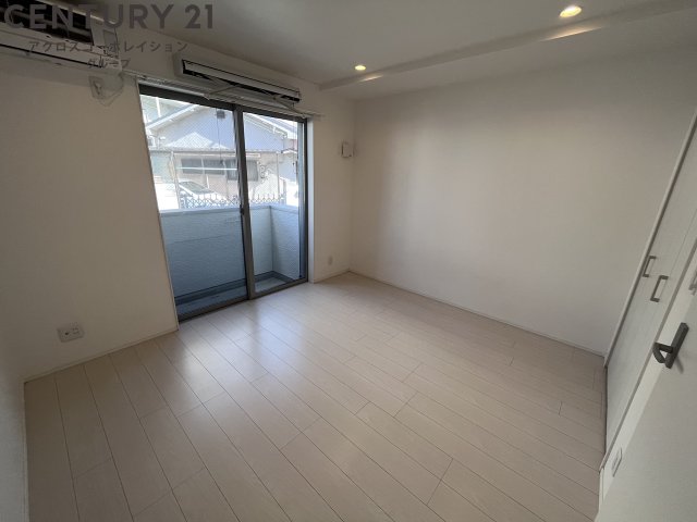 居室・リビング　エアコン付きで初期費用を抑えられます♪