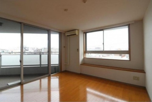 居室・リビング　☆明るい居室☆