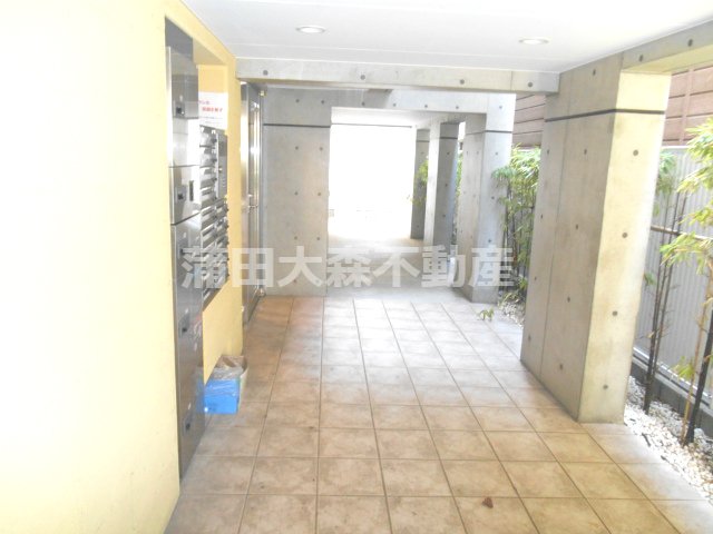 エントランス　TVモニター付オートロック宅配BOXメール