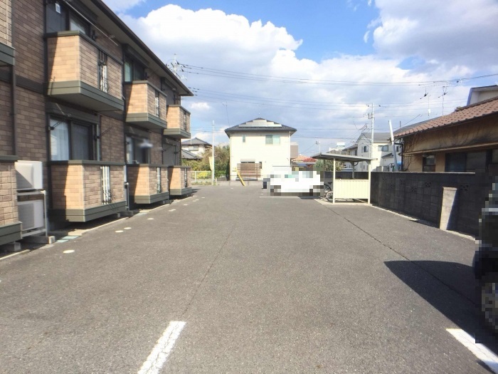 駐車場　駐車場