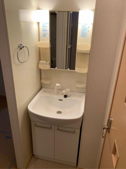 洗面設備　洗髪洗面化粧台