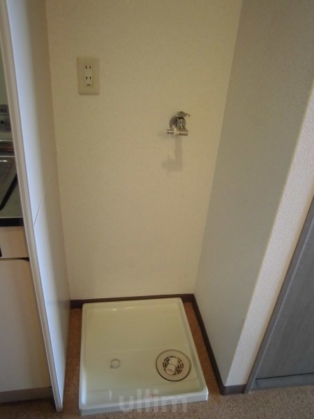 その他　洗濯機置き場