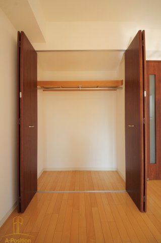 収納　グランカーサ梅田北