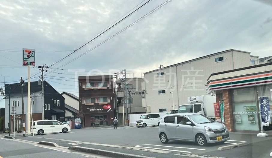 コンビニ　セブンイレブン千葉白旗店（コンビニ）まで80m